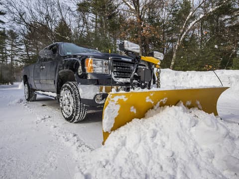 Snow Removal (Residential & Commercial)