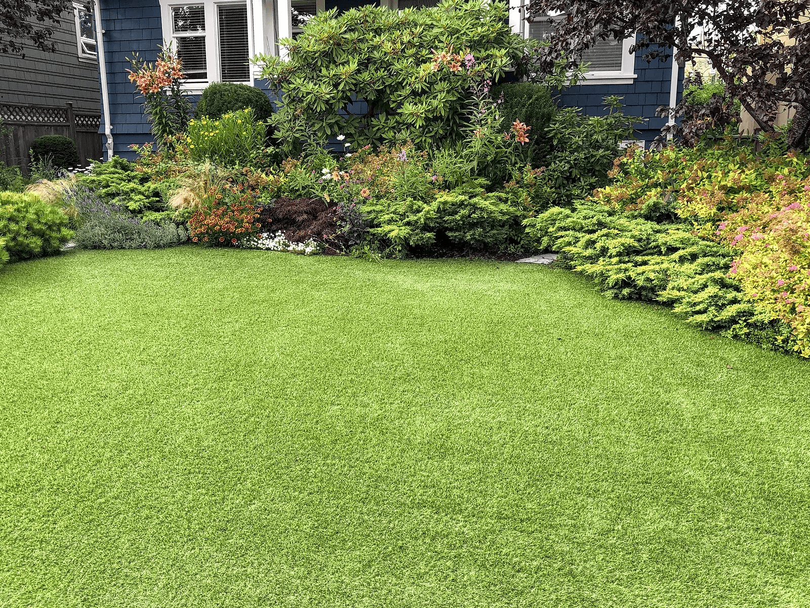 Turf & Putting Greens - Image 1